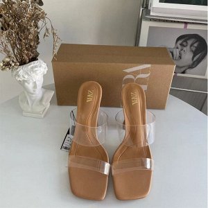 Женские босоножки