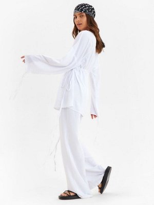 Костюм женский (туника, брюки) MINAKU: Casual Collection, белый