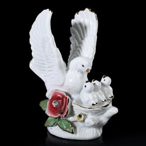 Сувенир "Белый голубь с птенчиками в гнезде" стразы 13х11х8 см