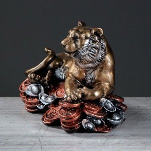 Сувенир "Тигр на монетах" 17 см, микс