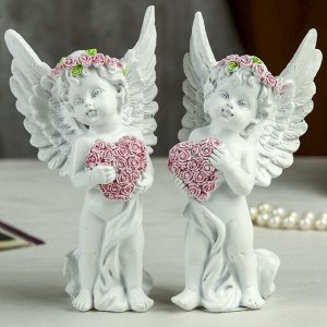 Фигурка полистоун «Ангел в розовом венке с сердцем из роз», 15x7.8x5.5 см, МИКС