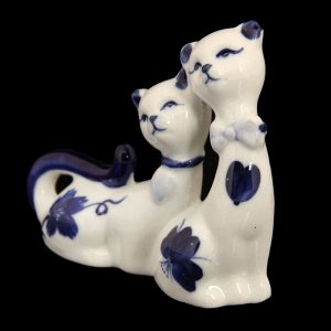 Сувенир "Кошка и котик" синяя роспись 8х9,5х3,2 см