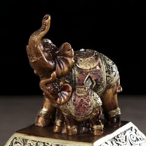 Шкатулка полистоун &quot;Африканский слон в золотой, ажурной попоне&quot; 14,5х8,5х8,5 см