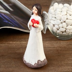 Сувенир полистоун "Ангел-девушка в белом платье с букетом/сердцем" МИКС 15,5х6,5х5 см