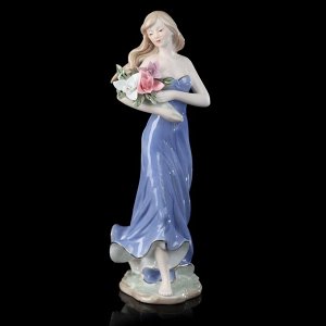 Сувенир керамика "Девушка-мечтательница с лилиями" 29х11,5х11 см