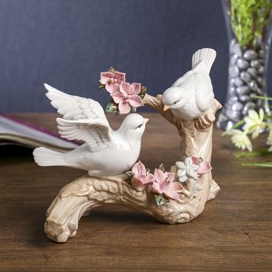 Сувенир керамика "Две птички на ветке с цветами" 14х21х9 см