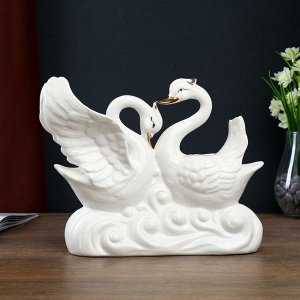 Сувенир керамика "Два лебедя - верность" МИКС 22,5х29х9 см