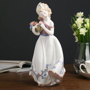 Сувенир керамика "Девочка в косынке с цветами" 27,5х13х12,5 см