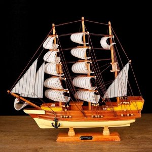Корабль сувенирный средний «Диана», светлое дерево, паруса бежевые, 10?50?45 см