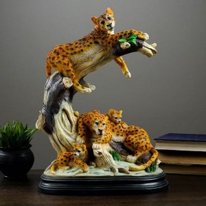 Фигура "Семья леопардов" 50х36см
