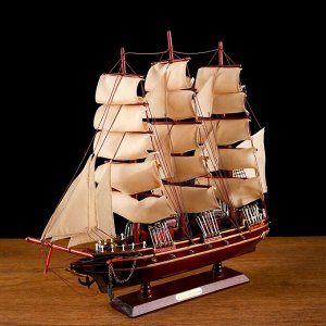 Корабль сувенирный средний «Трёхмачтовый», паруса бежевые, 49 х 42 х 8 см