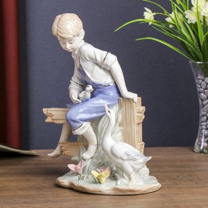 Сувенир керамика "Мальчик с гусями" 28х23х13 см