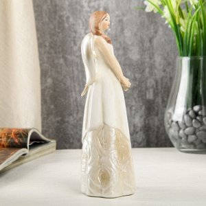 Сувенир керамика "Девушка-ангел в платье с розами" 19,5х7х7 см