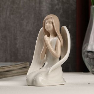 Сувенир керамика "Девушка-ангел в белом платье молитва" 11,5х7х7 см