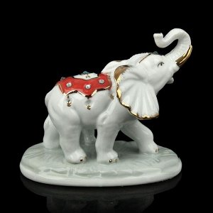Сувенир под фарфор "Слон со слонёнком в попонах" стразы