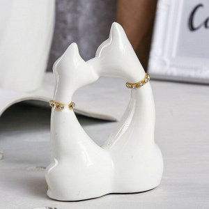 Сувенир "Белые кот и кошка в цветок, ошейник из страз" 12х9х4,5 см