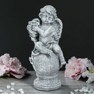 Статуэтка "Ангел на шаре с гуслями" камень