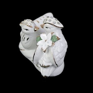 Нэцкэ керамика "Уточки-мандаринки" стразы 7х11х5,7 см