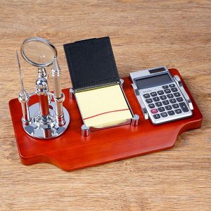 Набор настольный 5в1 (блок д/бумаг, лупа, ручка, нож д/бумаги, калькулятор)