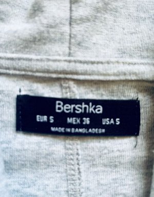 Кофта/ кардиган Bershka (Испания) размер S