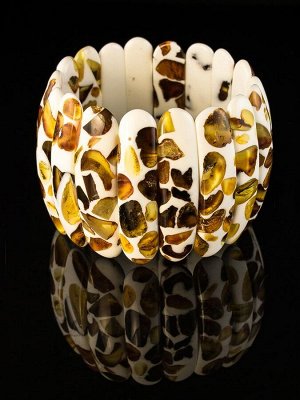 Широкий браслет белого цвета «Далматин» с вставками из цельных кусочков янтаря, 5046211422