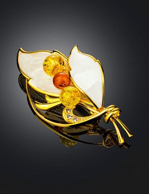 Элегантная брошь с эмалевым покрытием, украшенная цельным янтарём Beoluna