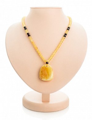 Ожерелье с подвеской из цельного медового янтаря «Лаура», 806110279