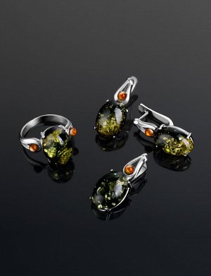 Серебряное кольцо с натуральным зеленым искрящимся янтарем «Стамбул»