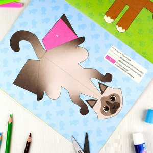 Книжка-игрушка для детей. Серия "Вырезалки" КОТЫ