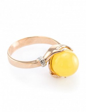 Нежное кольцо из золота 585 пробы с натуральным медовым янтарём «Объятия», 606210061