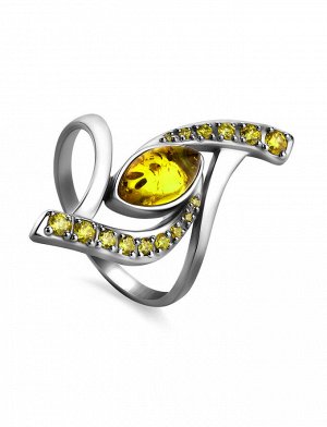 Изящное серебряное кольцо с лимонным янтарём и фианитами «Ренессанс»