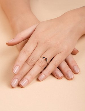 Изящное серебряное кольцо «Капри» с зелёным янтарём, 906305553