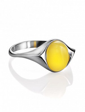Кольцо в серебре 925 пробы с янтарём нежно-медового цвета «Суламита»