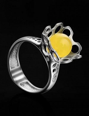 Стильное кольцо «Женева» из серебра и янтаря медового цвета, 806310353