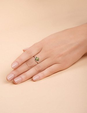 Кольцо «Суламита» из серебра с натуральным зелёным янтарём