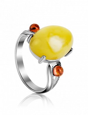 Серебряное кольцо с натуральным медовым янтарем и вишневыми вставками «Стамбул»