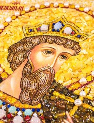 Икона из янтаря с жемчугом и самоцветами «Святой равноапостольный великий князь Владимир»
