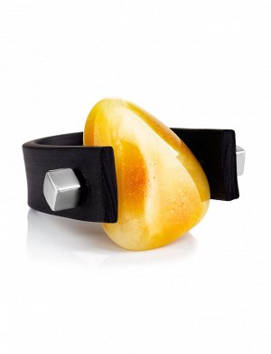 Необычное кольцо из каучука и натурального янтаря медового цвета «Сильверстоун», 908209236