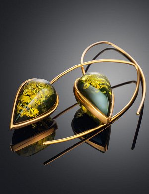 Яркие стильные серьги «Импульс» из позолоченного серебра и зелёного янтаря, 910110075