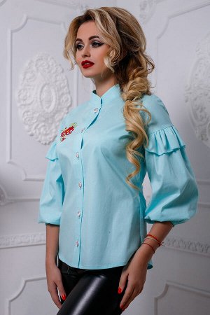 Блуза 2582 БЛУЗА 2582
- блуза прямого силуэта, со спущенным плечом;
- блуза с центральной планкой по полочке, которая застегивается на пуговицы;
- воротник стойка;
- рукав 3/4, расширенный к низу, соб