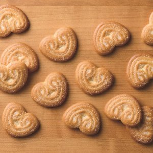 MUJI Apple & Butter Biscuits – яблочно-сливочное печенье в форме сердечек