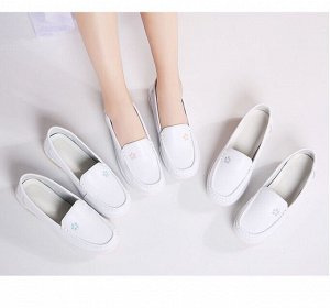 Кожаные женские мокасины