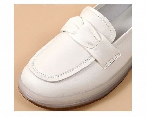 Кожаные женские мокасины