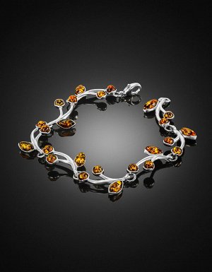 Изящный браслет с янтарём зелёного цвета «Флора»