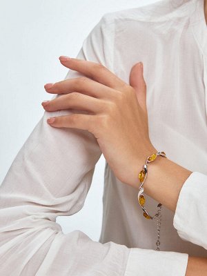 Стильный браслет с натуральным янтарём коньячного цвета «Лиана»