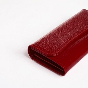 Кошелёк женский на магнитах, цвет красный