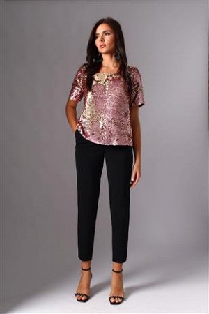Комплект Комплект МиА-Мода 1105-2 розовый 
Состав ткани: ПЭ-95%; Спандекс-5%; 
Рост: 164 см.

Молодежный женский комплект состоит из блузки и брюк.Блузка прямого силуэта на трикотажной подкладке. Дли