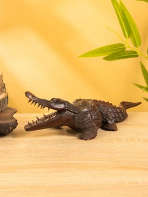 Сувенир «Аллигатор», 30x10x6 см, дерево Суар, коричневый