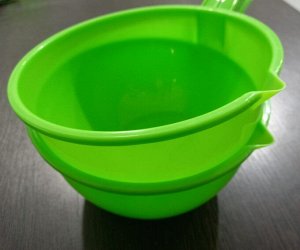 Ковш из пластика объемом 1,5 литра круглый с носиком цвет Салатовый