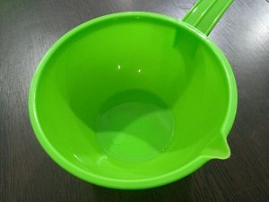 Ковш из пластика объемом 1,5 литра круглый с носиком цвет Салатовый